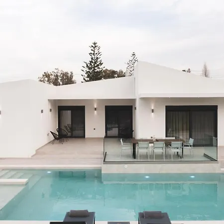 De Reve Villa *