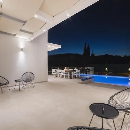 De Reve Villa *